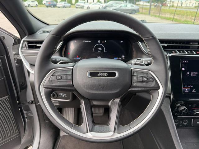 2025 Jeep Grand Cherokee Altitude 4x4