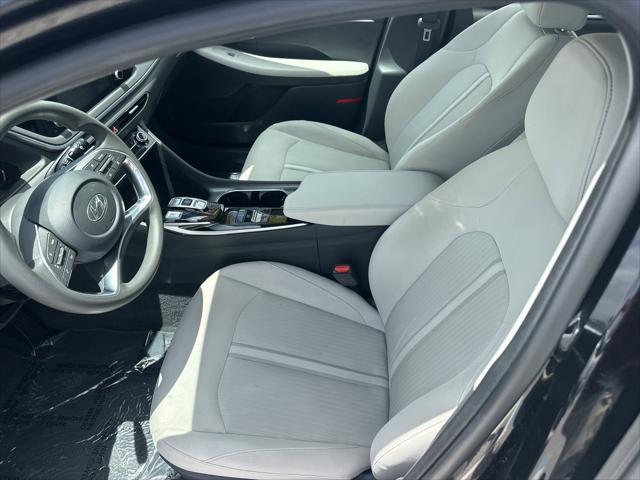 2023 Hyundai Sonata SE