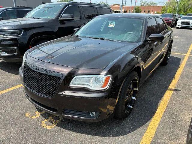 2013 Chrysler 300 Motown for sale in Plymouth, MI