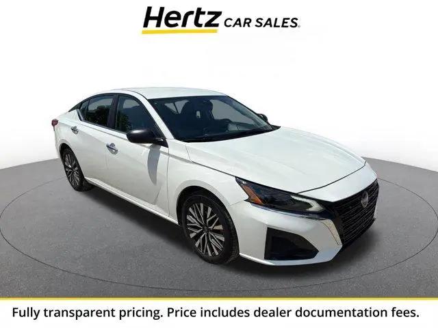 2025 Nissan Altima SV FWD for sale in Woodhaven, MI