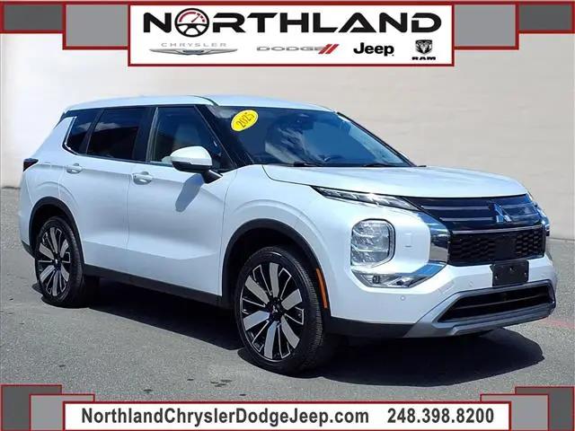 2025 Mitsubishi Outlander SE 2.5 S-AWC for sale in Oak Park, MI