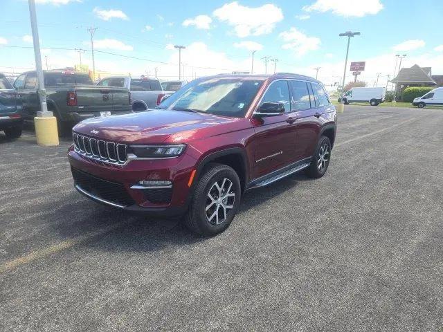 2024 Jeep Grand Cherokee Limited 4x4 for sale in Davenport, IA