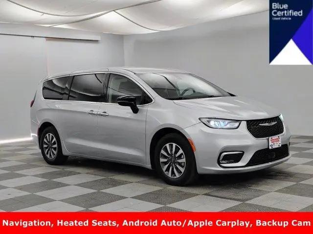 2024 Chrysler Pacifica Hybrid Select for sale in Granger, IA