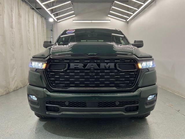 2026 Ram 1500 Express Crew Cab 4x4 5'7" Box