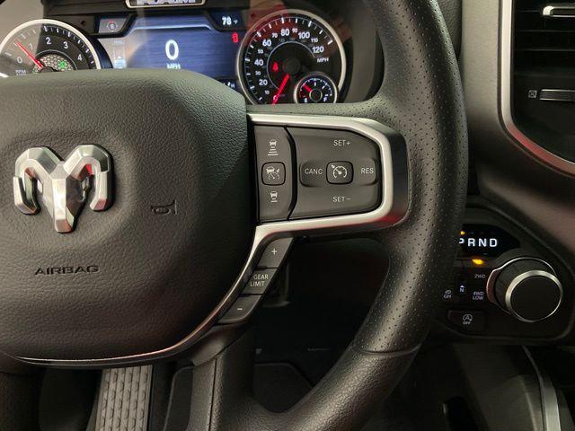 2026 Ram 1500 Express Crew Cab 4x4 5'7" Box