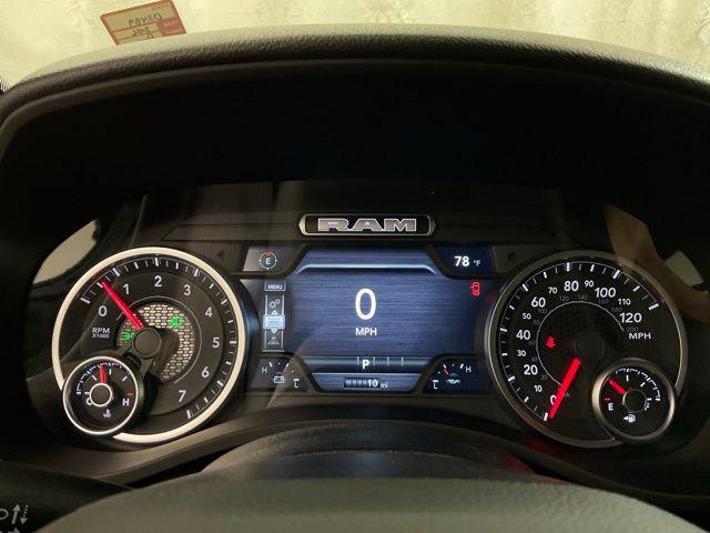 2026 Ram 1500 Express Crew Cab 4x4 5'7" Box