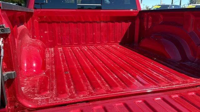 2026 Ram 1500 Express Crew Cab 4x4 57 Box