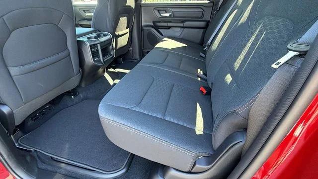 2026 Ram 1500 Express Crew Cab 4x4 57 Box