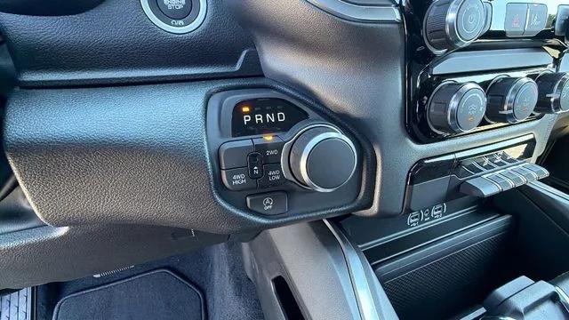 2026 Ram 1500 Express Crew Cab 4x4 57 Box