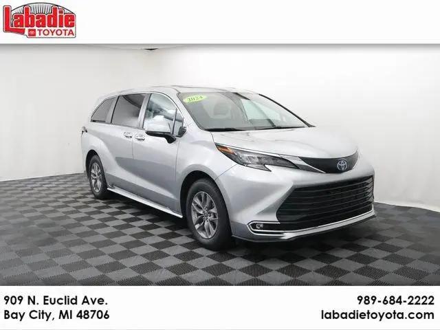 2024 Toyota Sienna XLE for sale in Bay City, MI