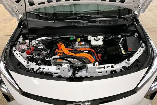 2027 Chevrolet Bolt LT FWD
