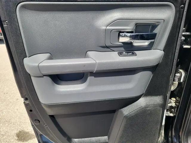 2024 Ram 1500 Classic SLT Quad Cab 4x2 6'4" Box