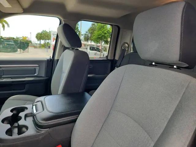 2024 Ram 1500 Classic SLT Quad Cab 4x2 6'4" Box