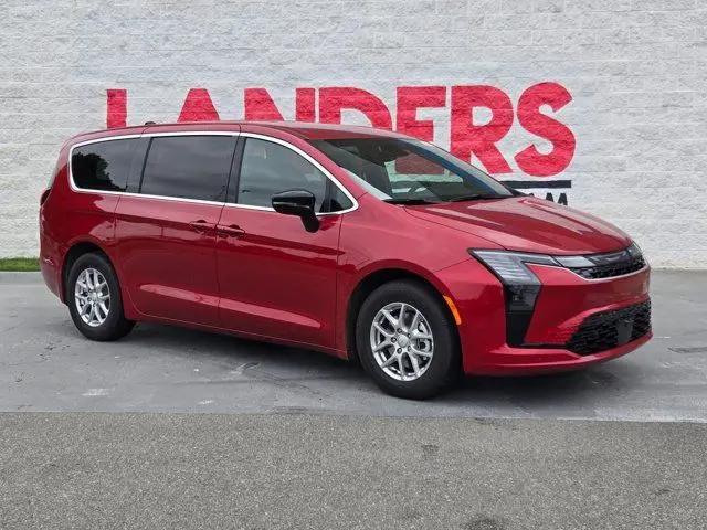 2027 Chrysler Pacifica Select for sale in Little Rock, AR
