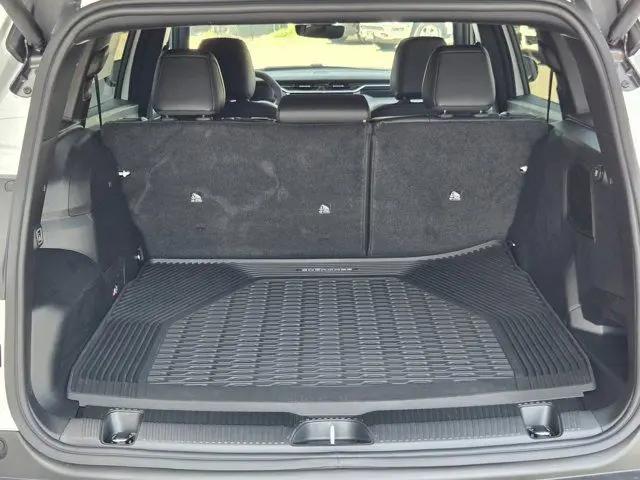 2026 Jeep Cherokee 85th Anniversary 4x4