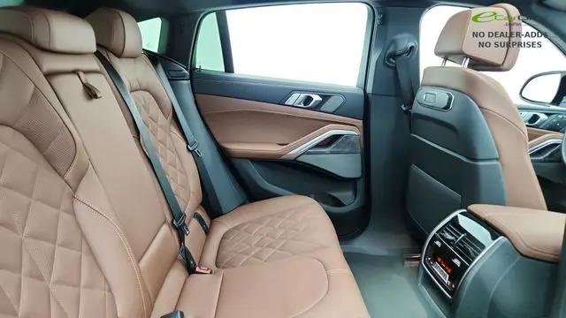 2025 BMW X6 M60i