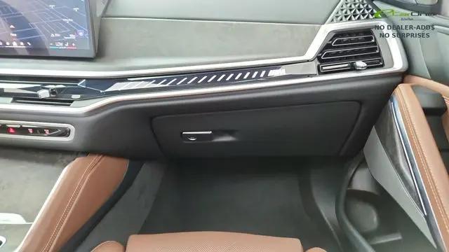 2025 BMW X6 M60i