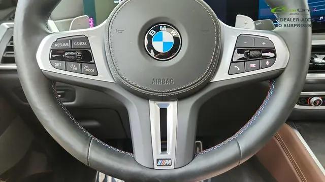 2025 BMW X6 M60i
