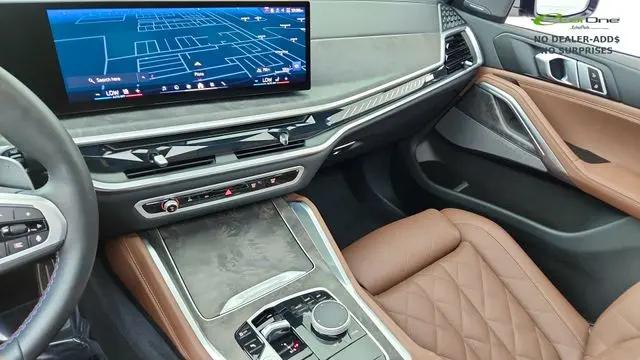 2025 BMW X6 M60i