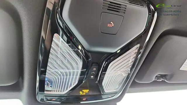 2025 BMW X6 M60i