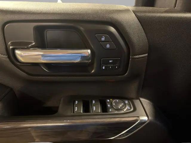 2022 Chevrolet Silverado 3500HD 4WD Crew Cab Standard Bed LTZ