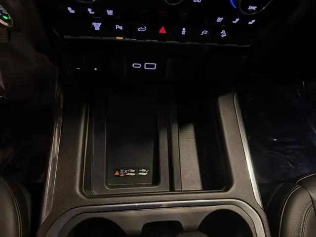 2022 Chevrolet Silverado 3500HD 4WD Crew Cab Standard Bed LTZ