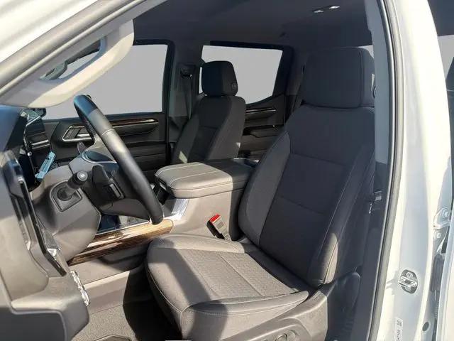 2024 GMC Sierra 1500 4WD Crew Cab Short Box Elevation with 3SB