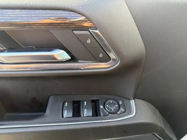 2024 GMC Sierra 1500 4WD Crew Cab Short Box Elevation with 3SB