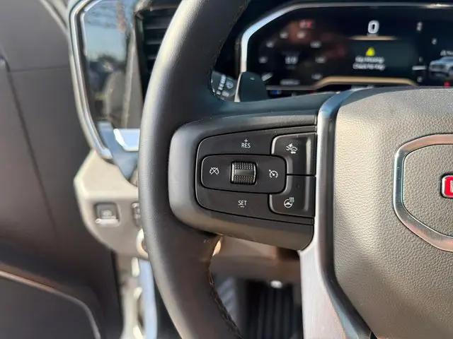 2024 GMC Sierra 1500 4WD Crew Cab Short Box Elevation with 3SB