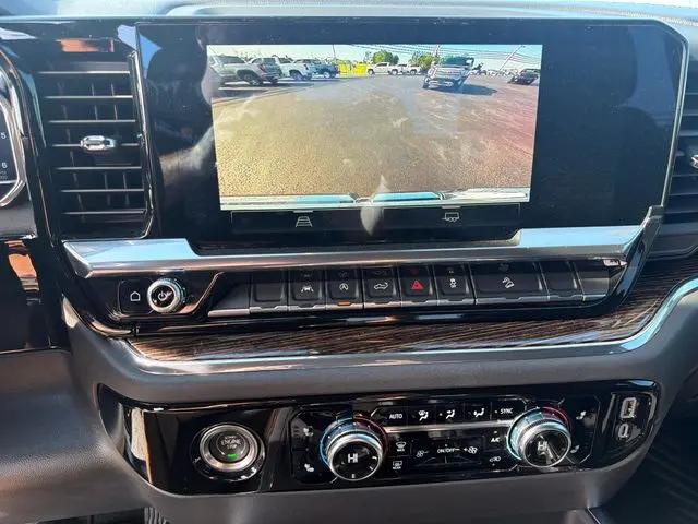 2024 GMC Sierra 1500 4WD Crew Cab Short Box Elevation with 3SB