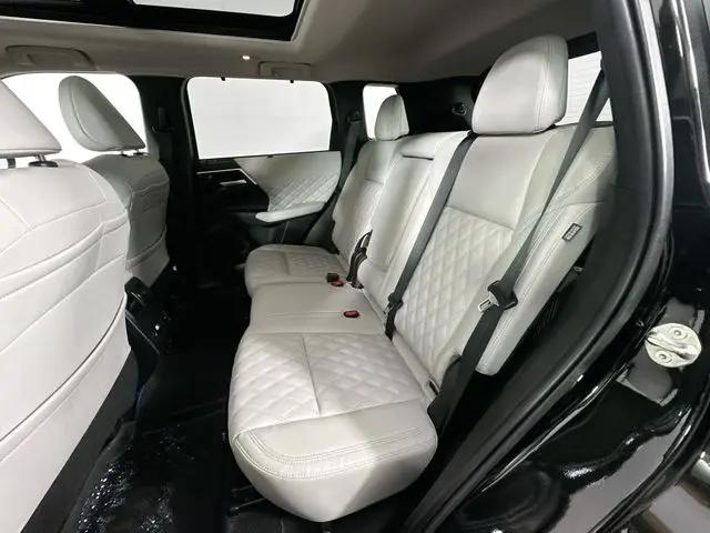 2023 Mitsubishi Outlander PHEV SEL S-AWC