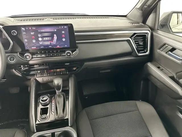 2023 GMC Canyon 4WD Crew Cab Short Box Elevation