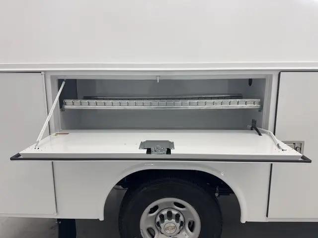 2026 Chevrolet Express Cutaway Work Van