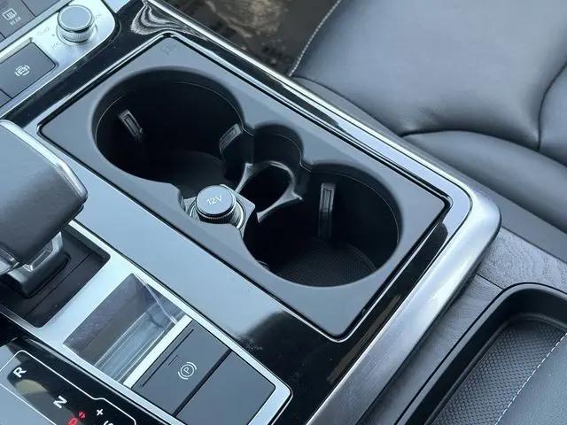 2021 Audi Q8 Premium 55 TFSI quattro Tiptronic