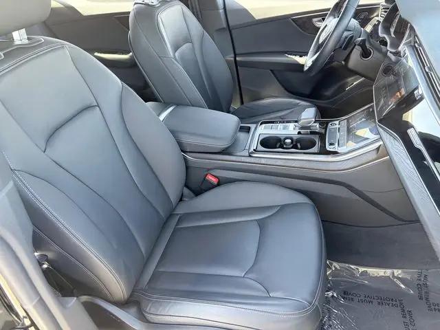 2021 Audi Q8 Premium 55 TFSI quattro Tiptronic