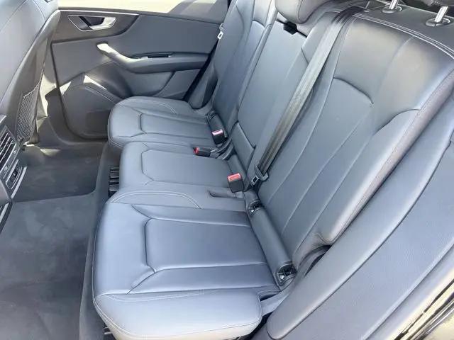 2021 Audi Q8 Premium 55 TFSI quattro Tiptronic