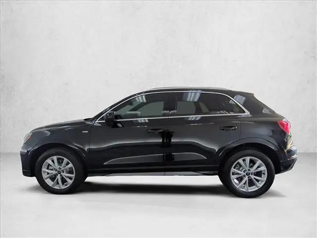 2025 Audi Q3 Premium 45 TFSI S line quattro Tiptronic