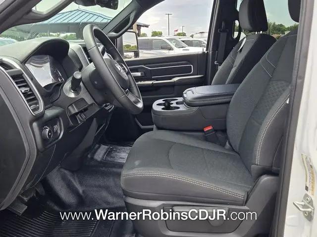 2026 Ram 3500 Tradesman/Big Horn