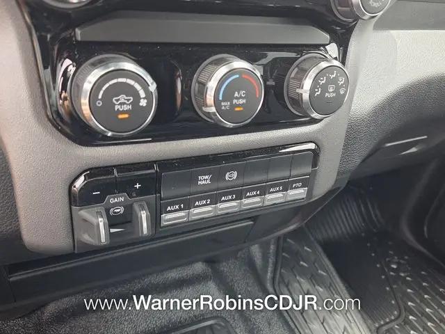 2026 Ram 3500 Tradesman/Big Horn