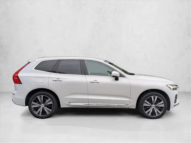 2023 Volvo XC60 B5 Plus Bright Theme