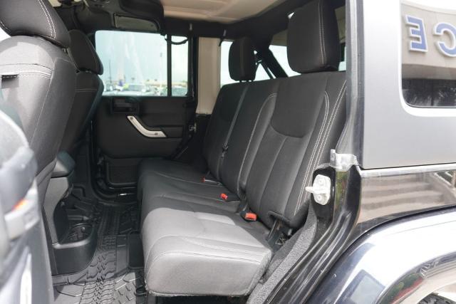 2018 Jeep Wrangler JK Unlimited Sahara 4x4
