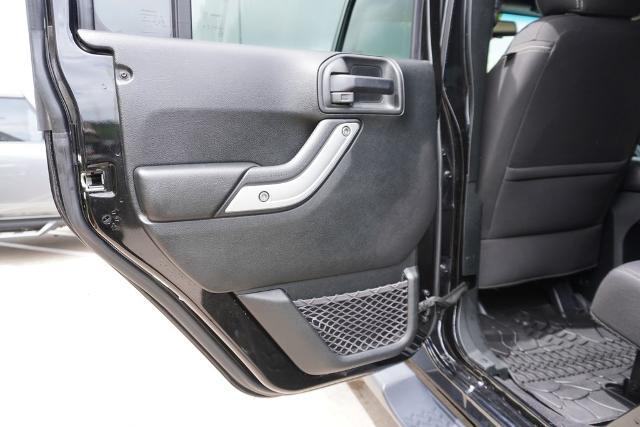 2018 Jeep Wrangler JK Unlimited Sahara 4x4