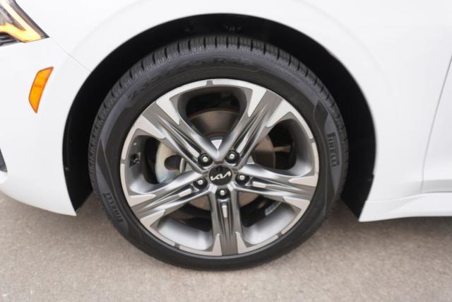 2024 Kia K5 EX