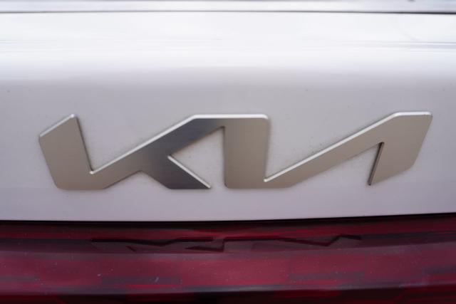 2024 Kia K5 EX