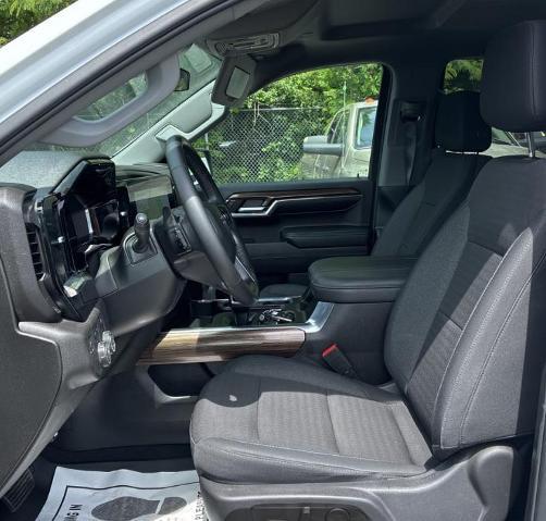 2024 Chevrolet Silverado 1500 4WD Crew Cab Short Bed RST