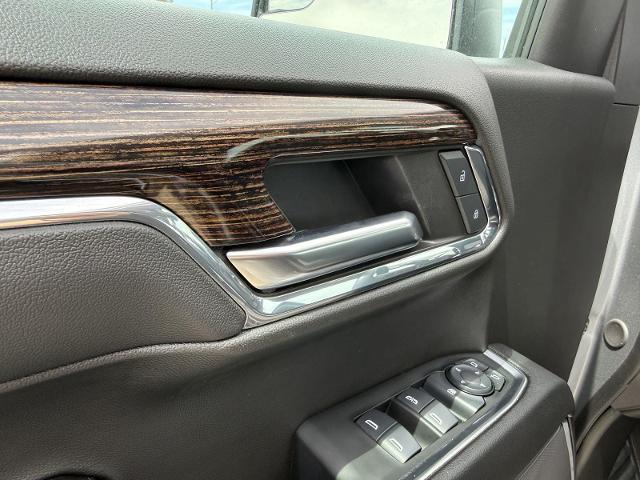 2024 GMC Sierra 1500 4WD Crew Cab Short Box Elevation with 3VL
