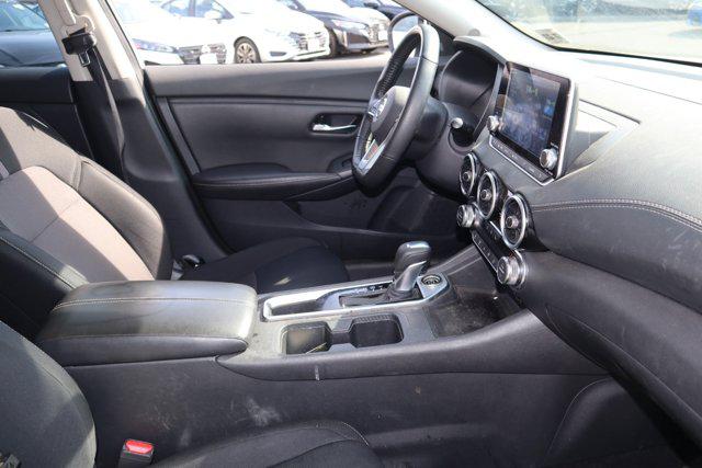 2022 Nissan Sentra SV Xtronic CVT