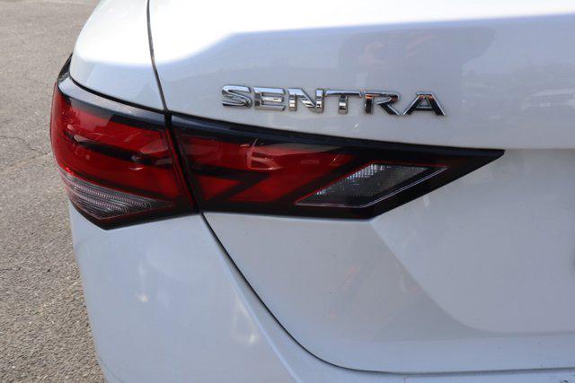 2022 Nissan Sentra SV Xtronic CVT