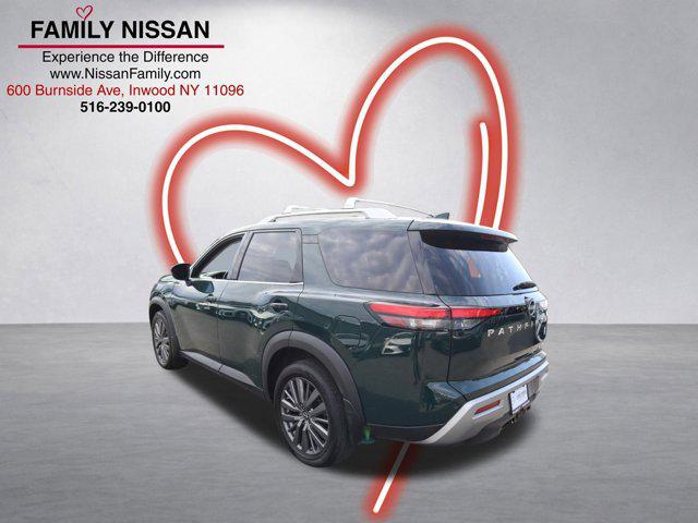 2023 Nissan Pathfinder SL 4WD
