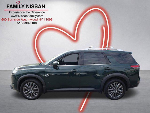 2023 Nissan Pathfinder SL 4WD